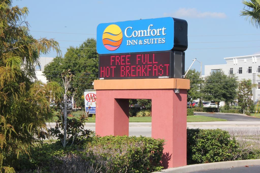 Comfort Inn & Suites Northeast - Gateway St. Petersburg Luaran gambar